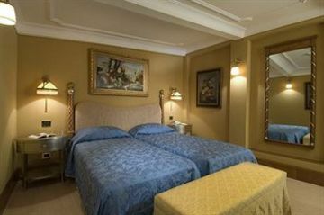 Homs Hotel